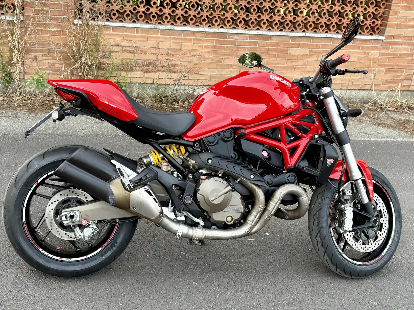 Ducati Monster 821 Perfetta - GARANZIA DUCATI 2 ANNI - 2