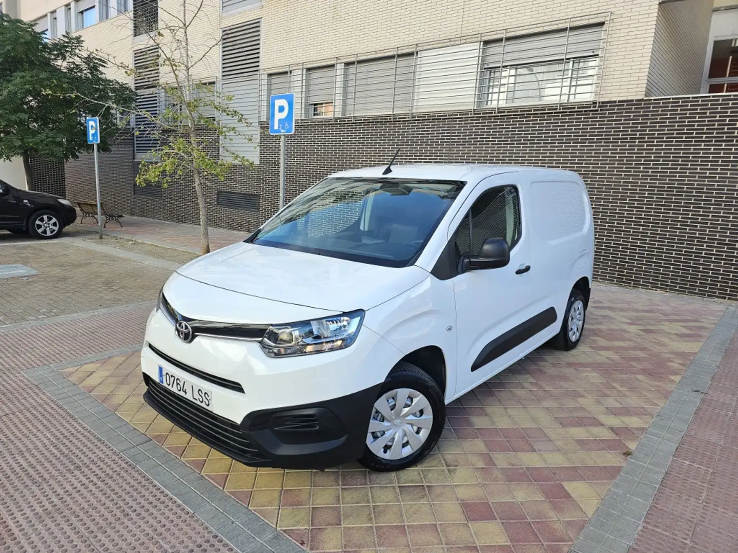 Toyota Proace City Combi L1 1.5D GX 100 Blanco - 1