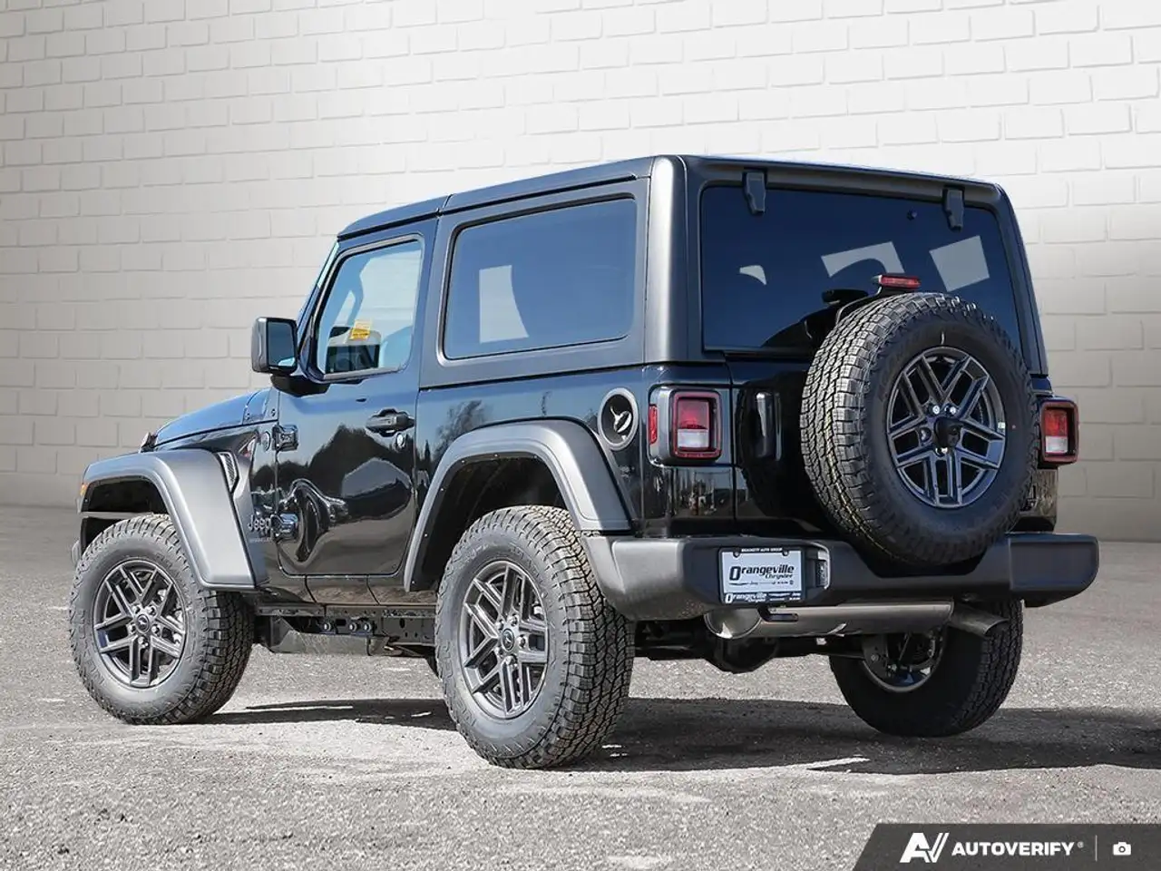 Jeep Wrangler снимка Jeep Wrangler
