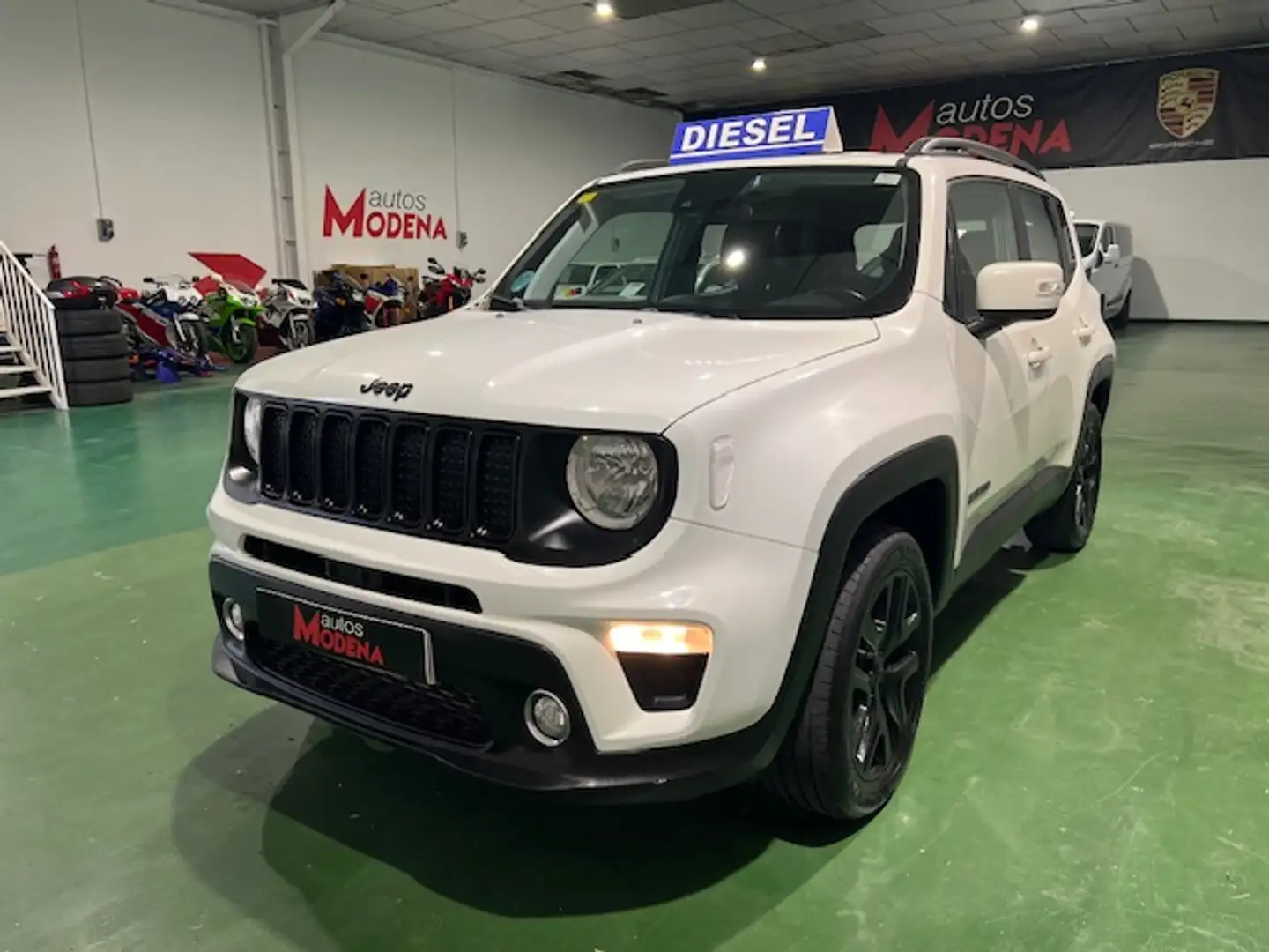 Jeep Renegade 2.0Mjt Night Eagle II 4x4 AD Wit - 2