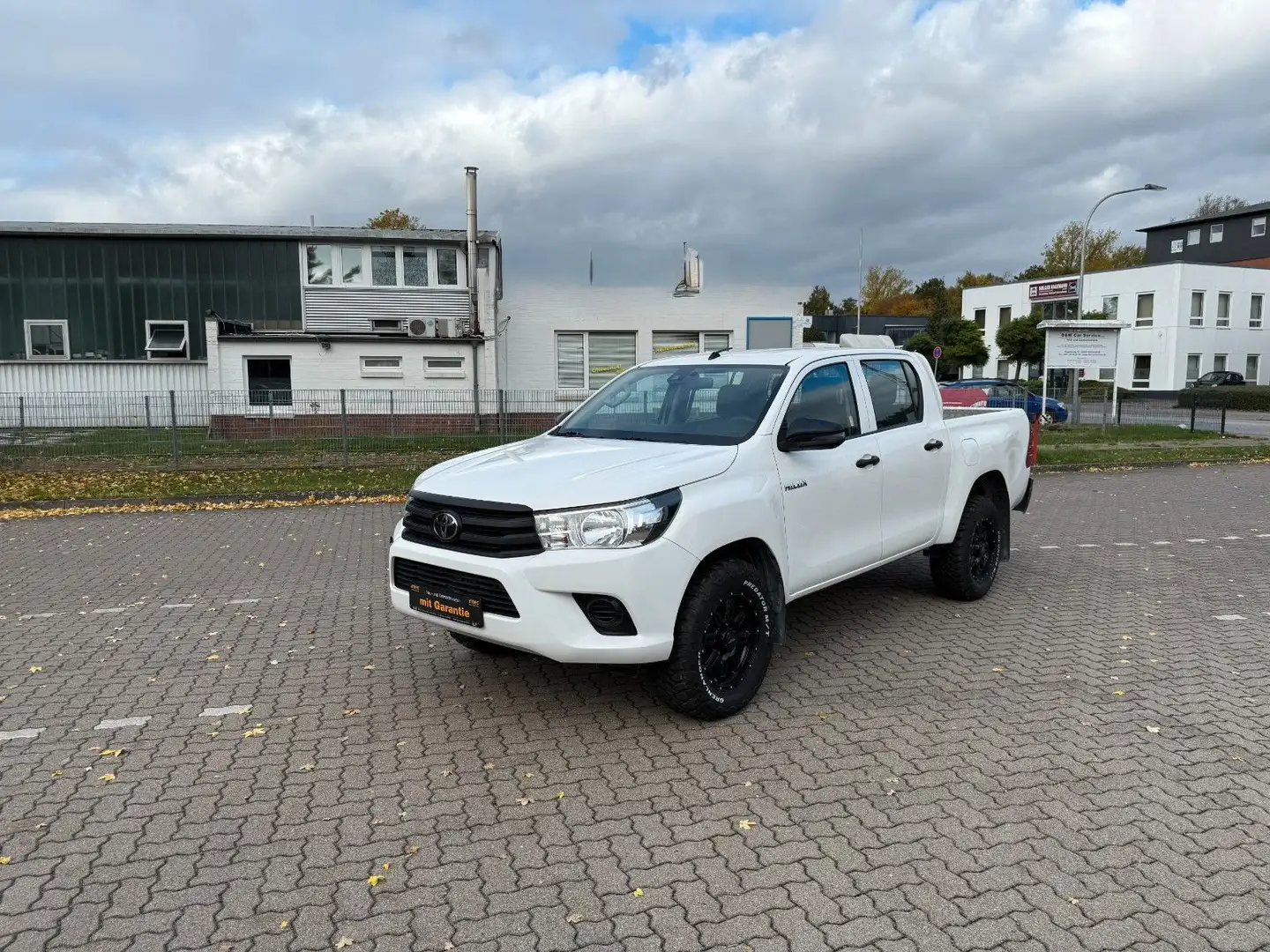 Toyota Hilux 2,4 Double Cab Comfort 4x4 *GARANTIE* AHK Weiß - 2