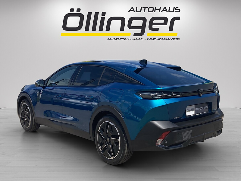 Peugeot 408 PHEV 225 e-EAT8 GT — photo 3