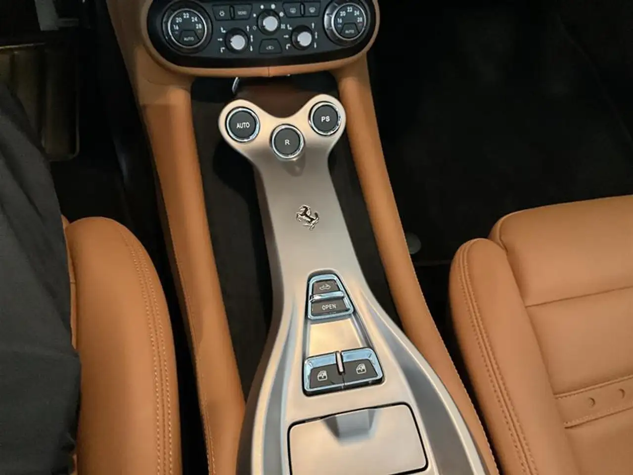 Ferrari California снимка Ferrari California