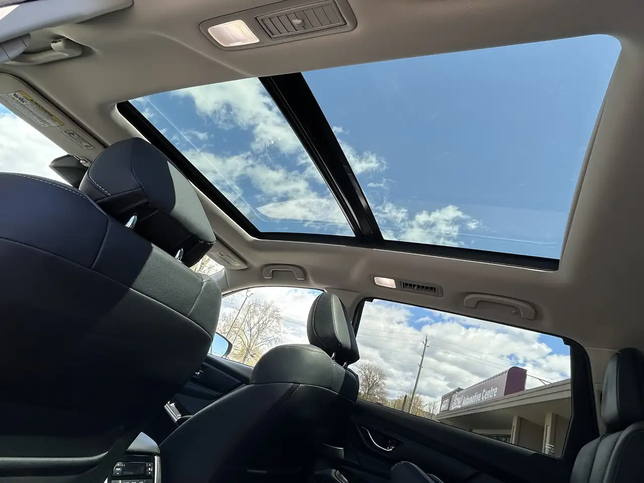 Subaru Ascent снимка Subaru Ascent