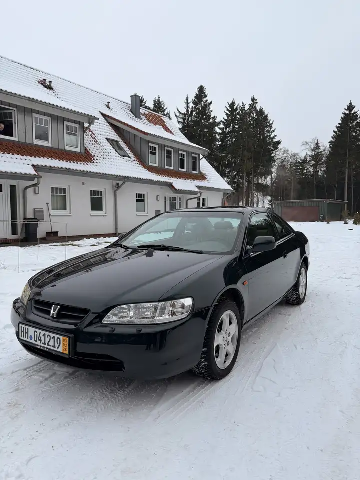 Honda Accord Coupe 3.0 V-Tec, foto 2