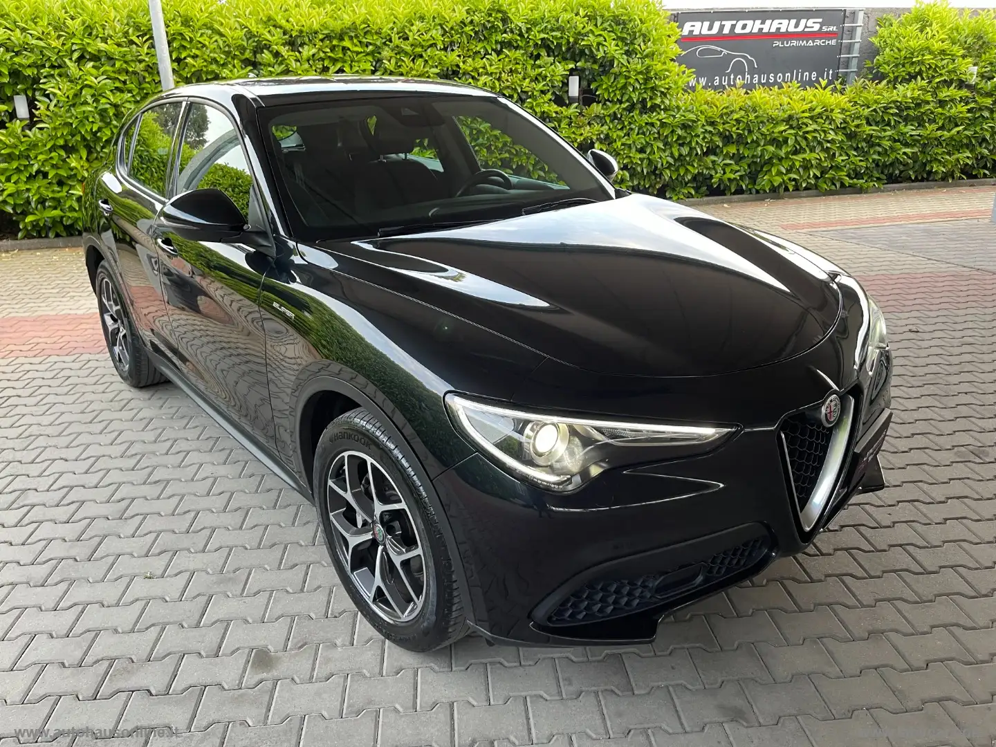 Alfa Romeo Stelvio 2.2 T.diesel 160CV AT8 RWD Super Nero - 1