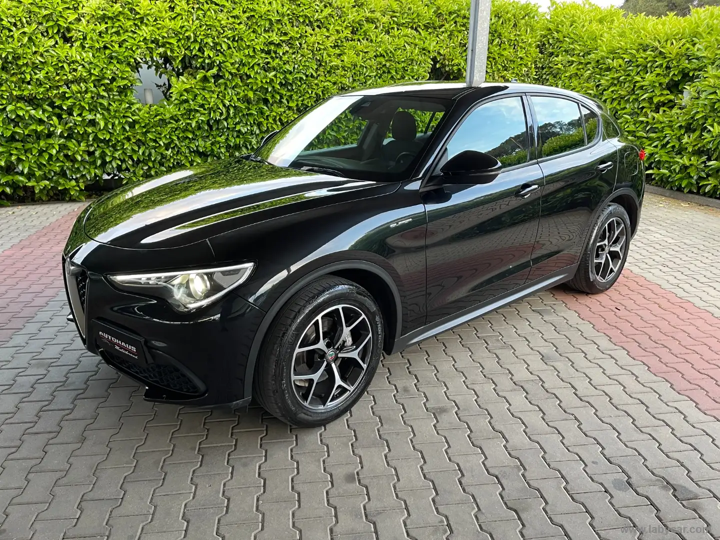 Alfa Romeo Stelvio 2.2 T.diesel 160CV AT8 RWD Super Nero - 2