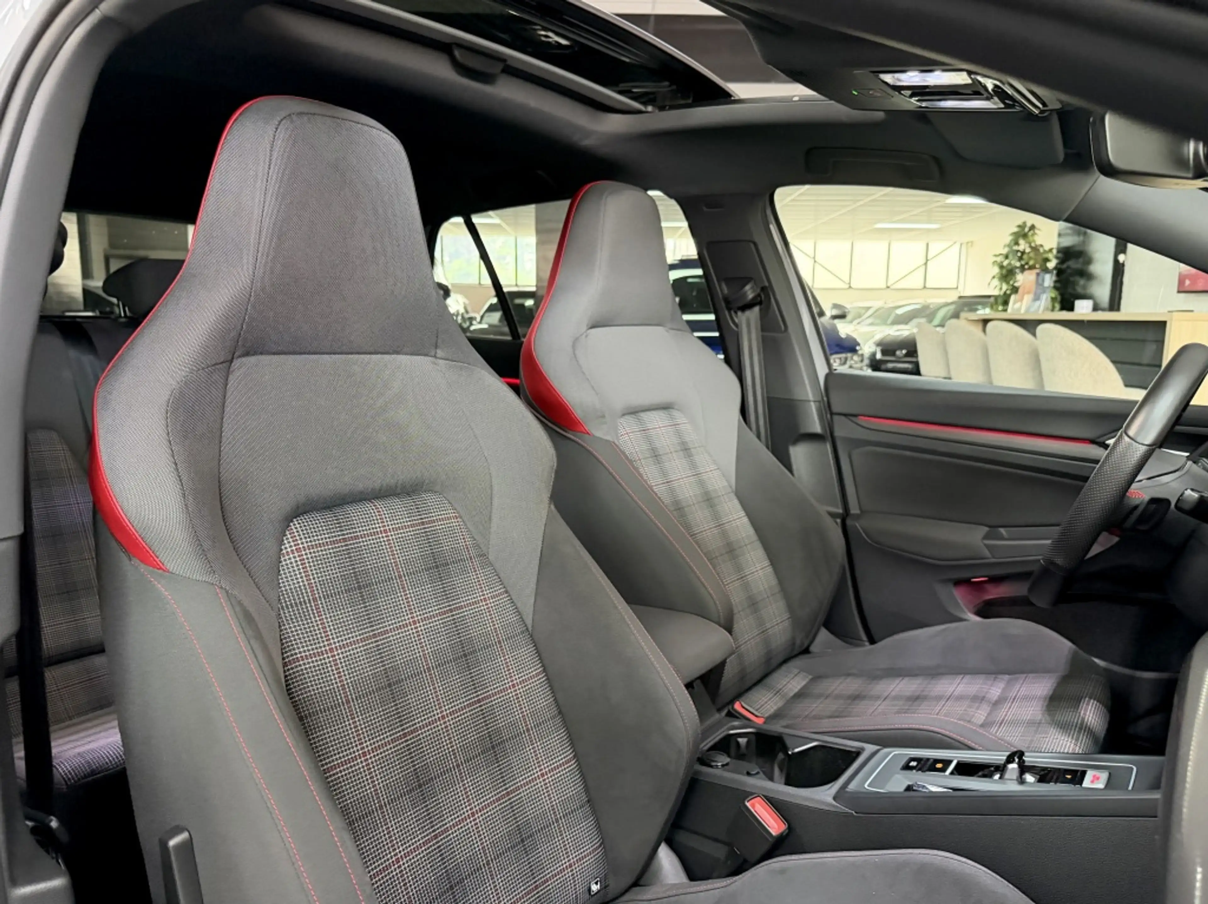 Volkswagen Golf GTI 2.0 TSI 245PK 2022 PANO IQ ACC — photo 13