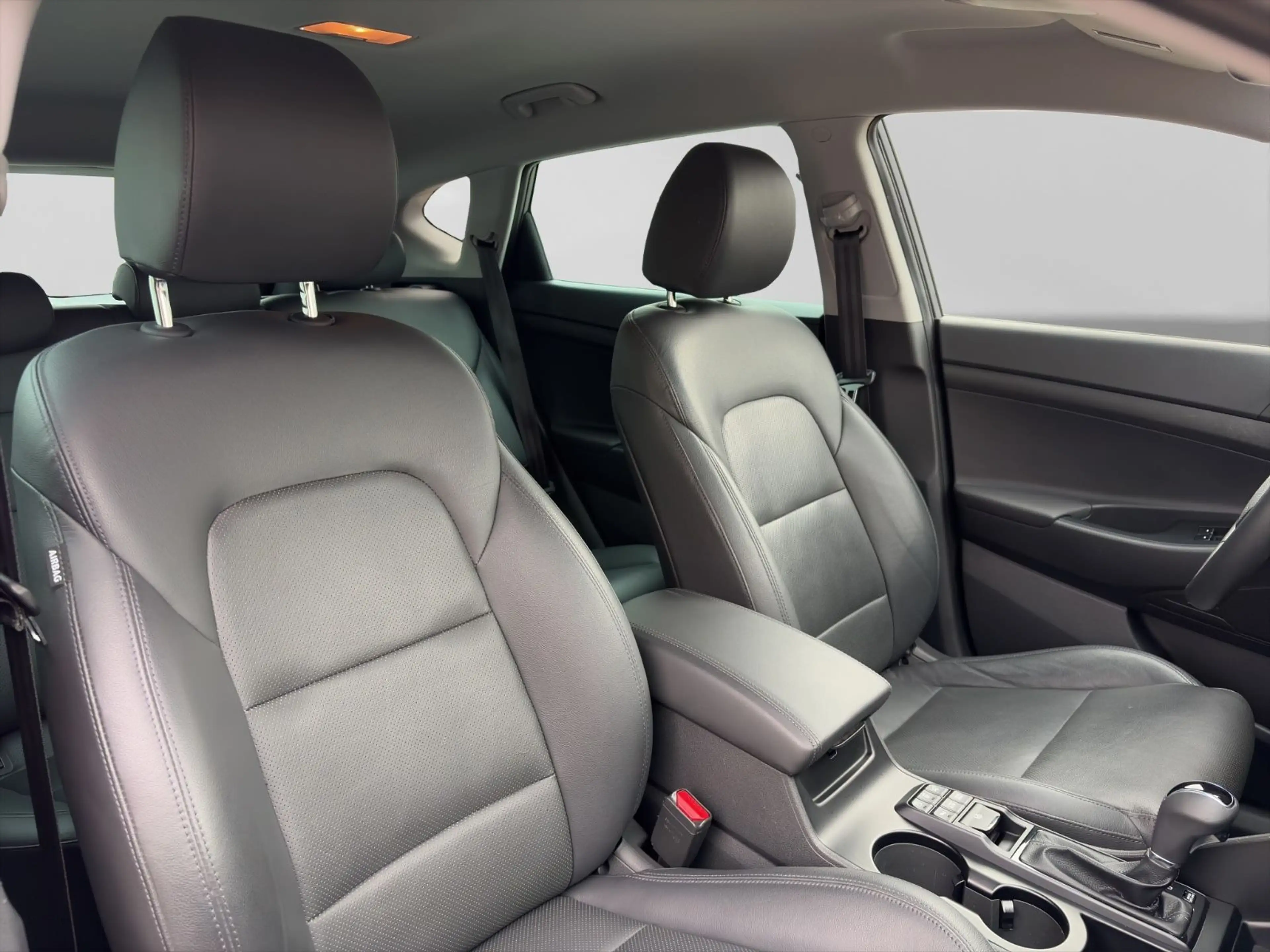 Hyundai TUCSON Premium 2WD 360°K LED NAVI KRELL SOUND — photo 12