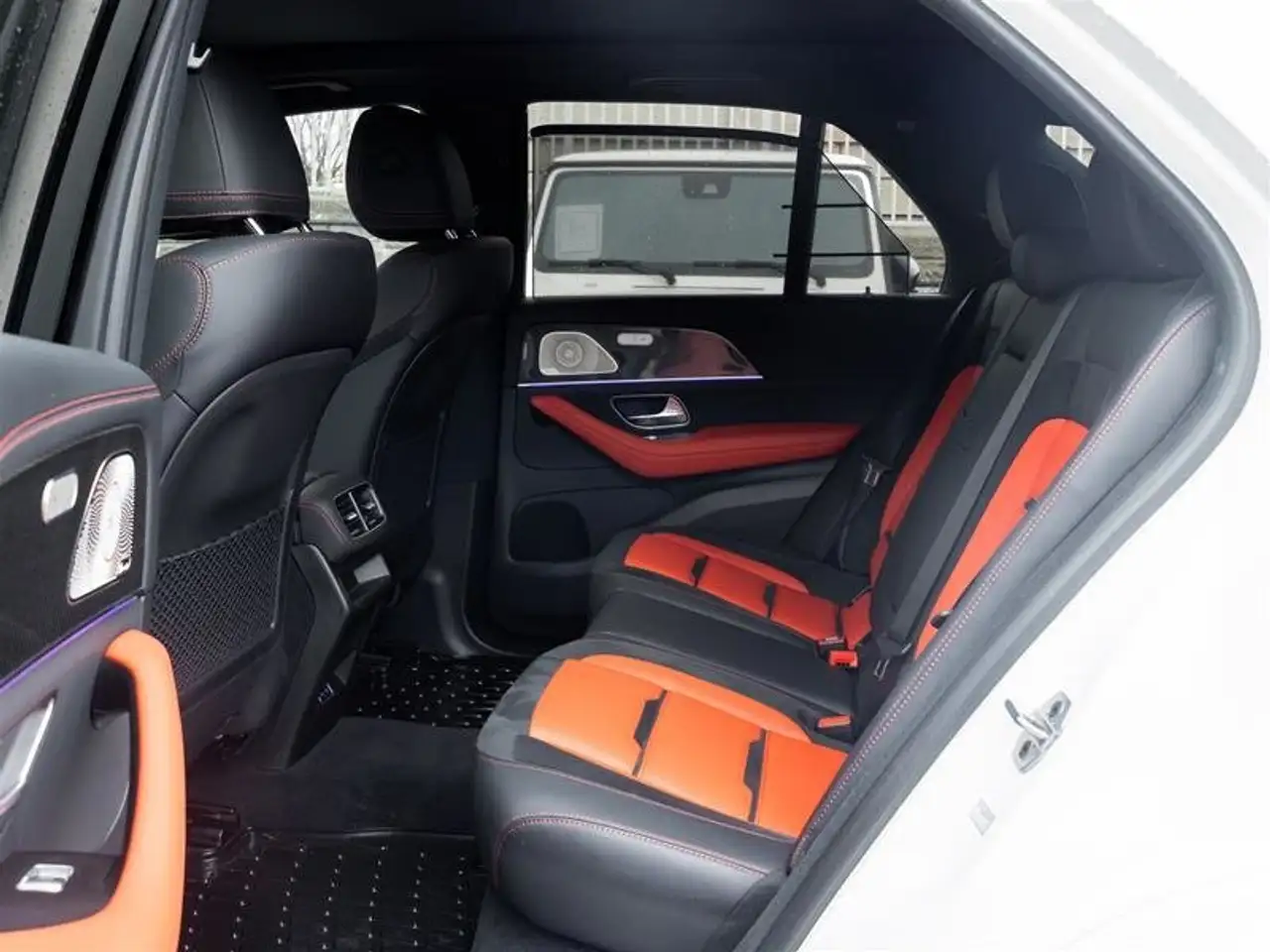 Mercedes-Benz GLE снимка Mercedes-Benz GLE