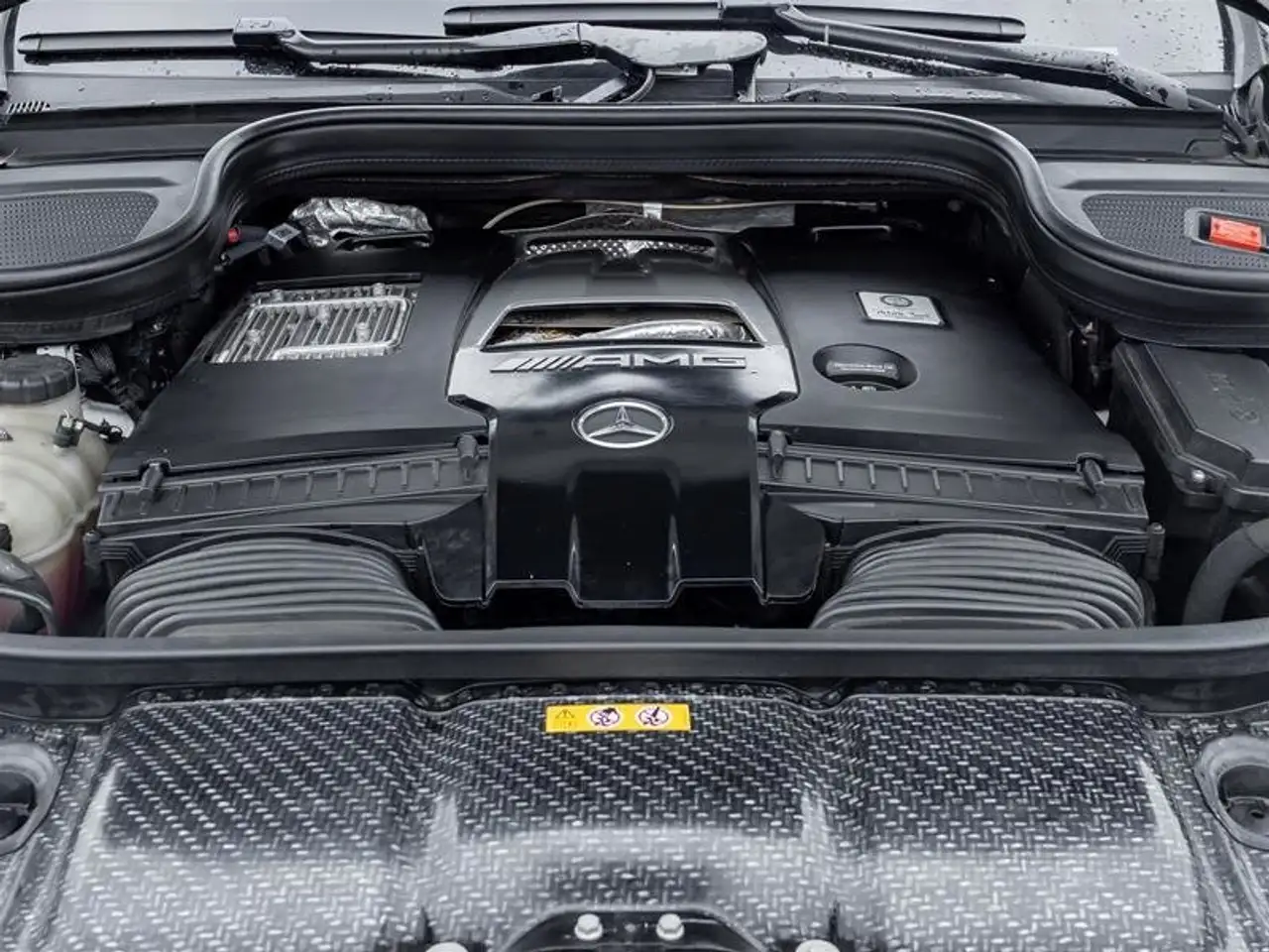 Mercedes-Benz GLE снимка Mercedes-Benz GLE
