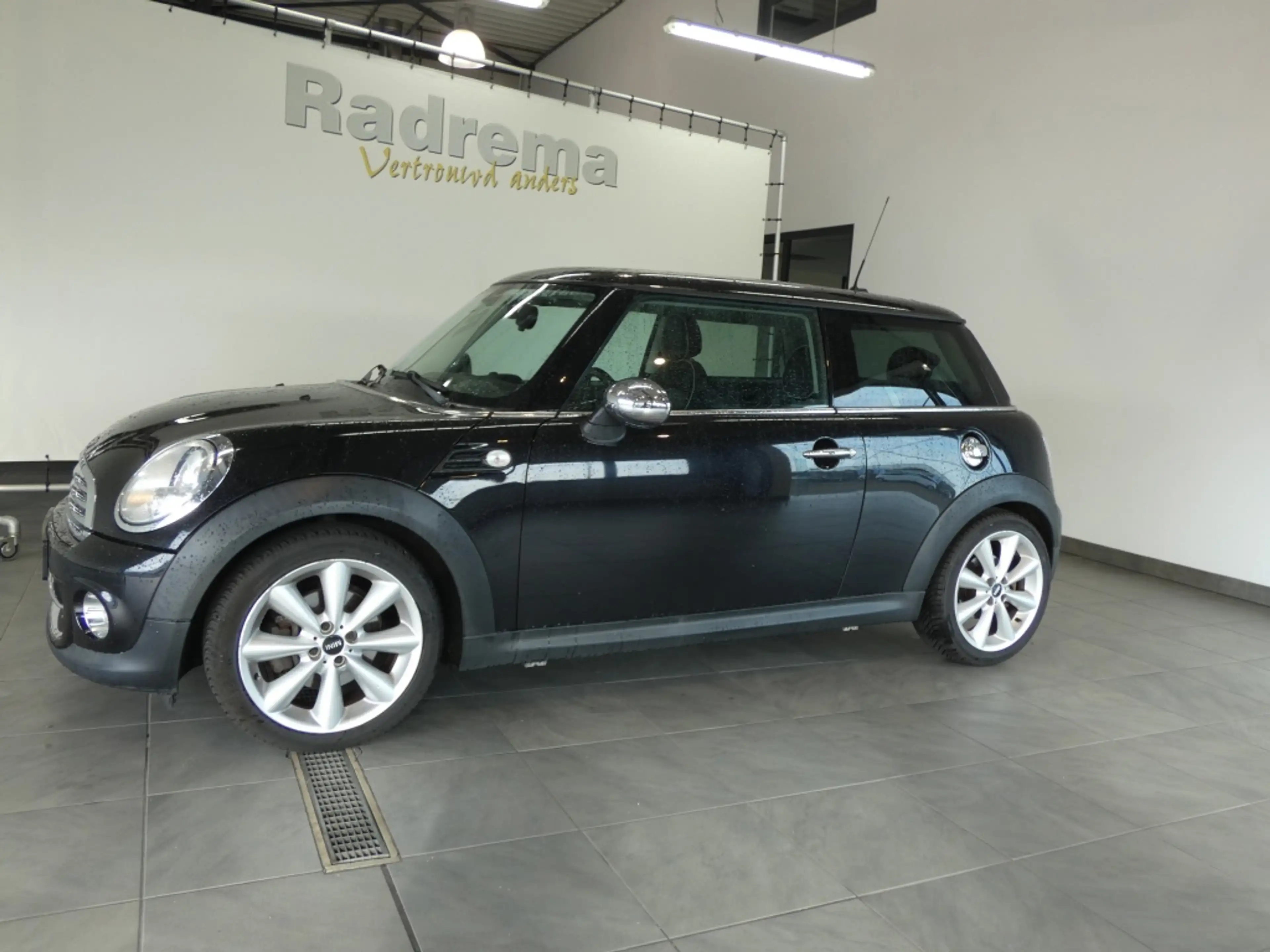 MINI Cooper 3-Deurs 1.6 10yII — photo 3
