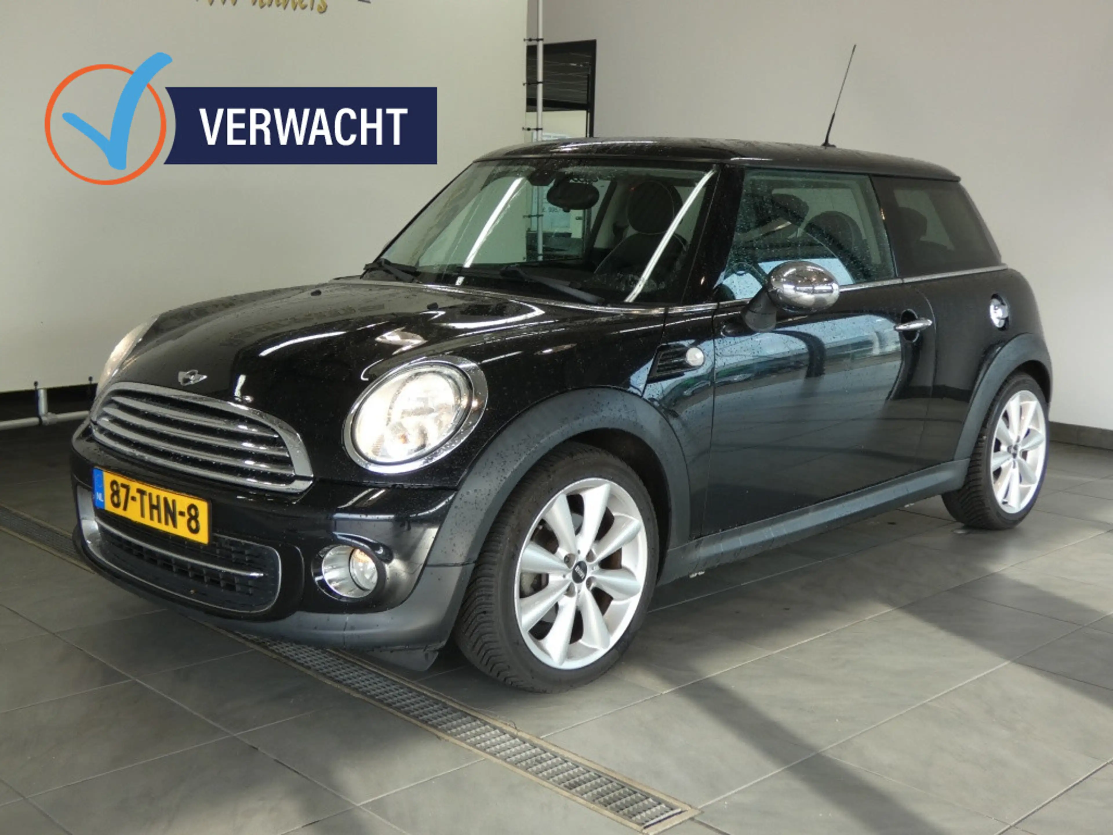 MINI Cooper 3-Deurs 1.6 10yII