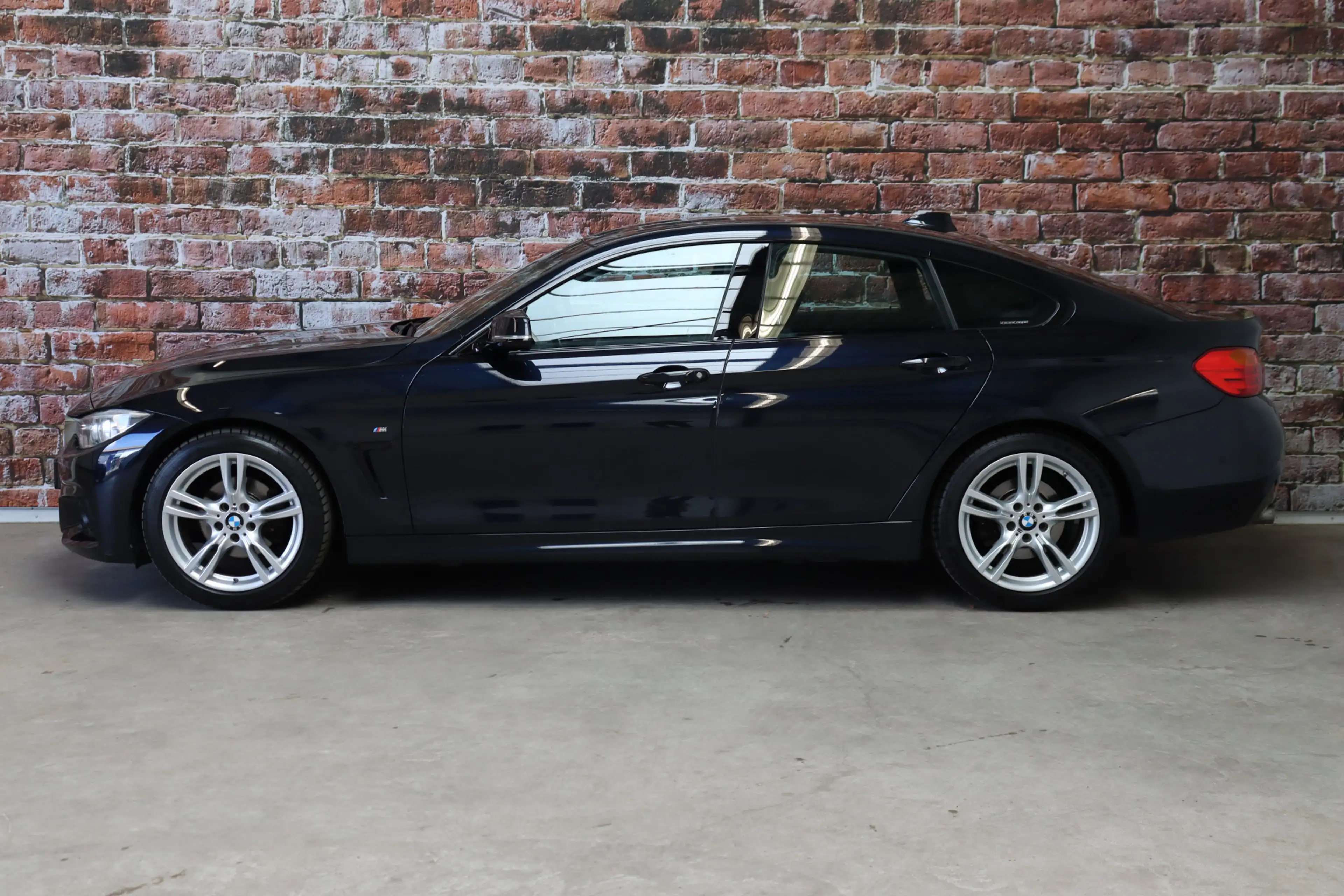 BMW 420 4-serie Gran Coupé 420i Executive M Sport Pakket A — photo 3