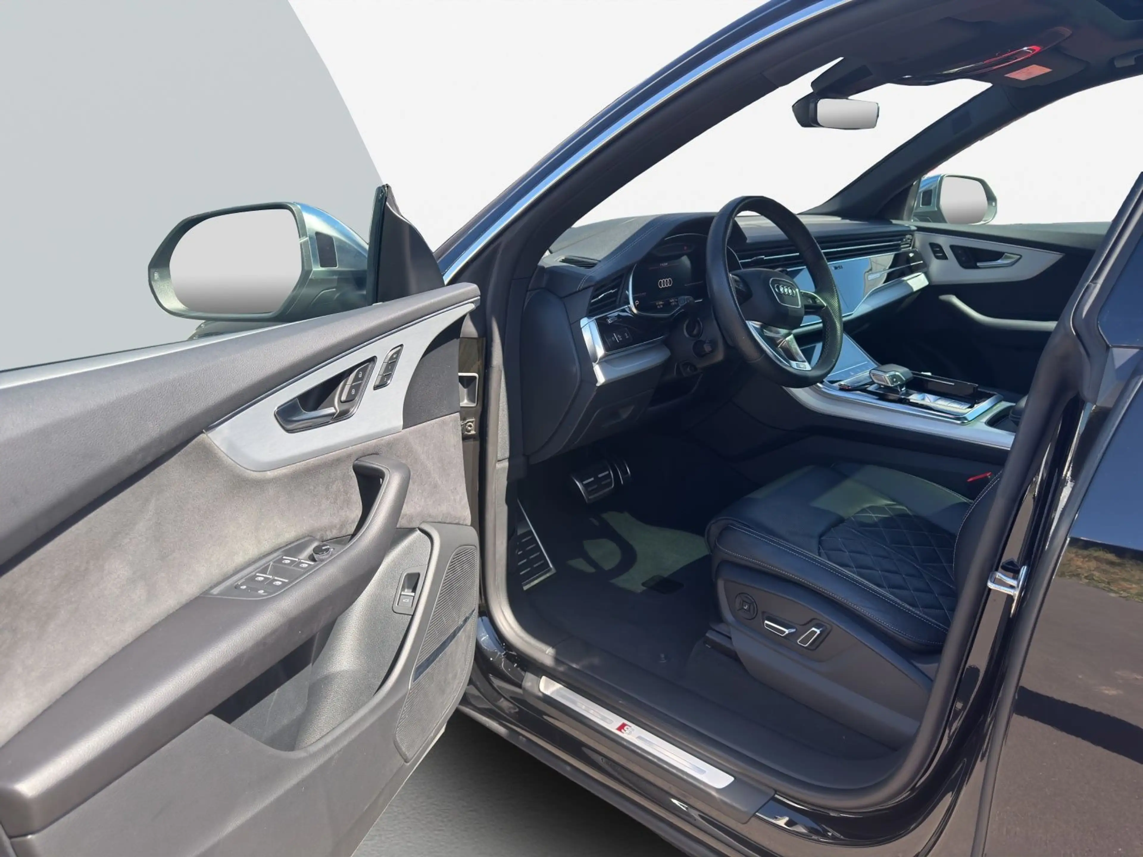 Audi SQ8 TFSI *MATRIX*PANO*AHK*HEADUP*NACHT*STANDHZG* — photo 14