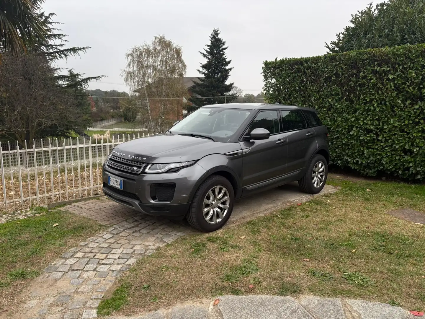 Land Rover Range Rover Evoque Range Rover Evoque 2.0 TD4 180 CV 5p. SE Dynamic Grigio - 1