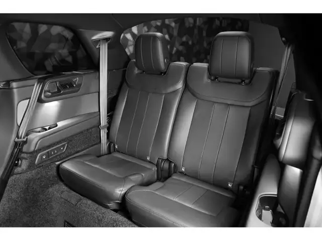 Land Rover Range Rover view 11