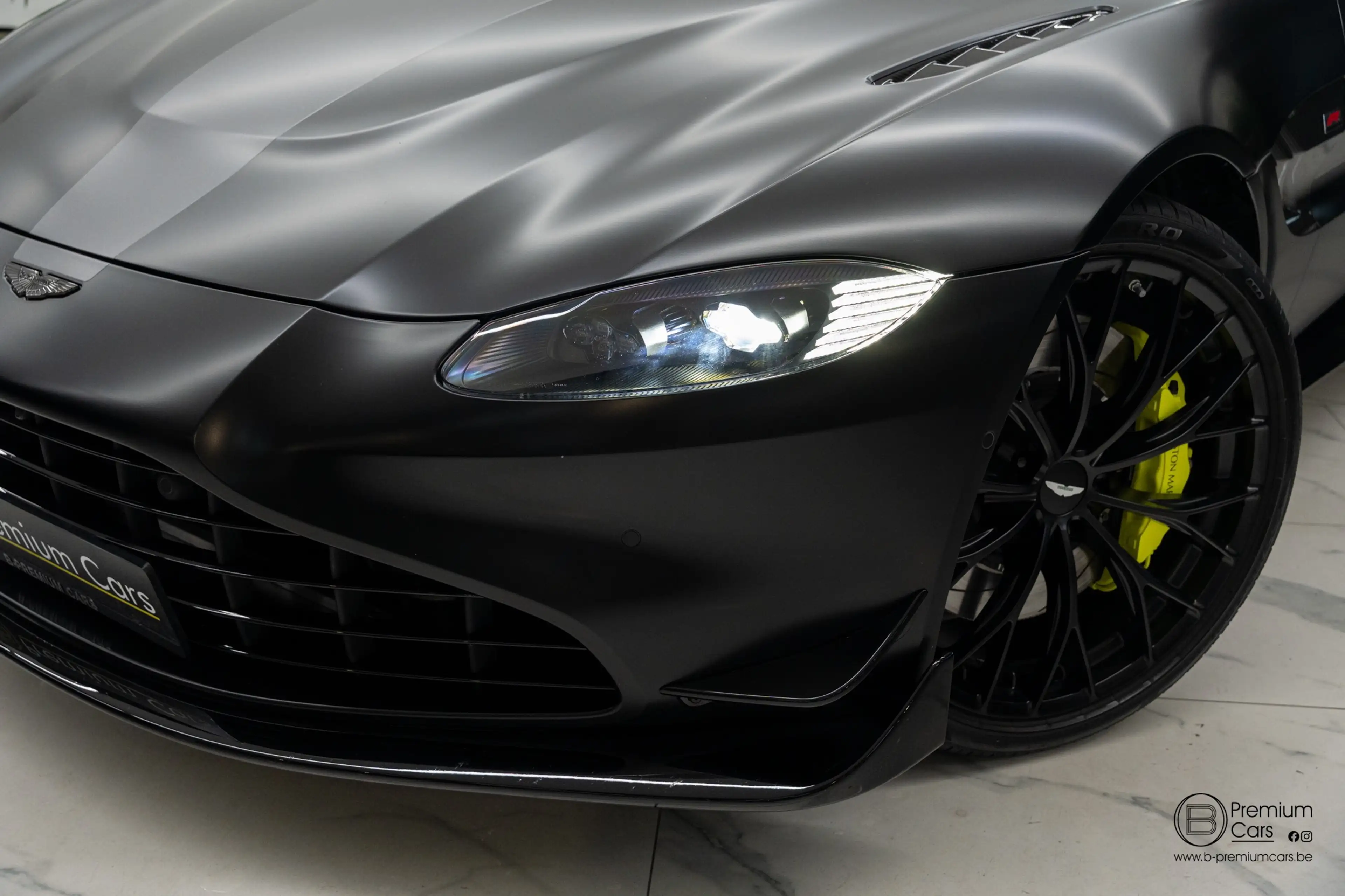 Aston Martin Vantage Roadster F1 Edition | Carbon | 360 Camera's | Full Options | — photo 3