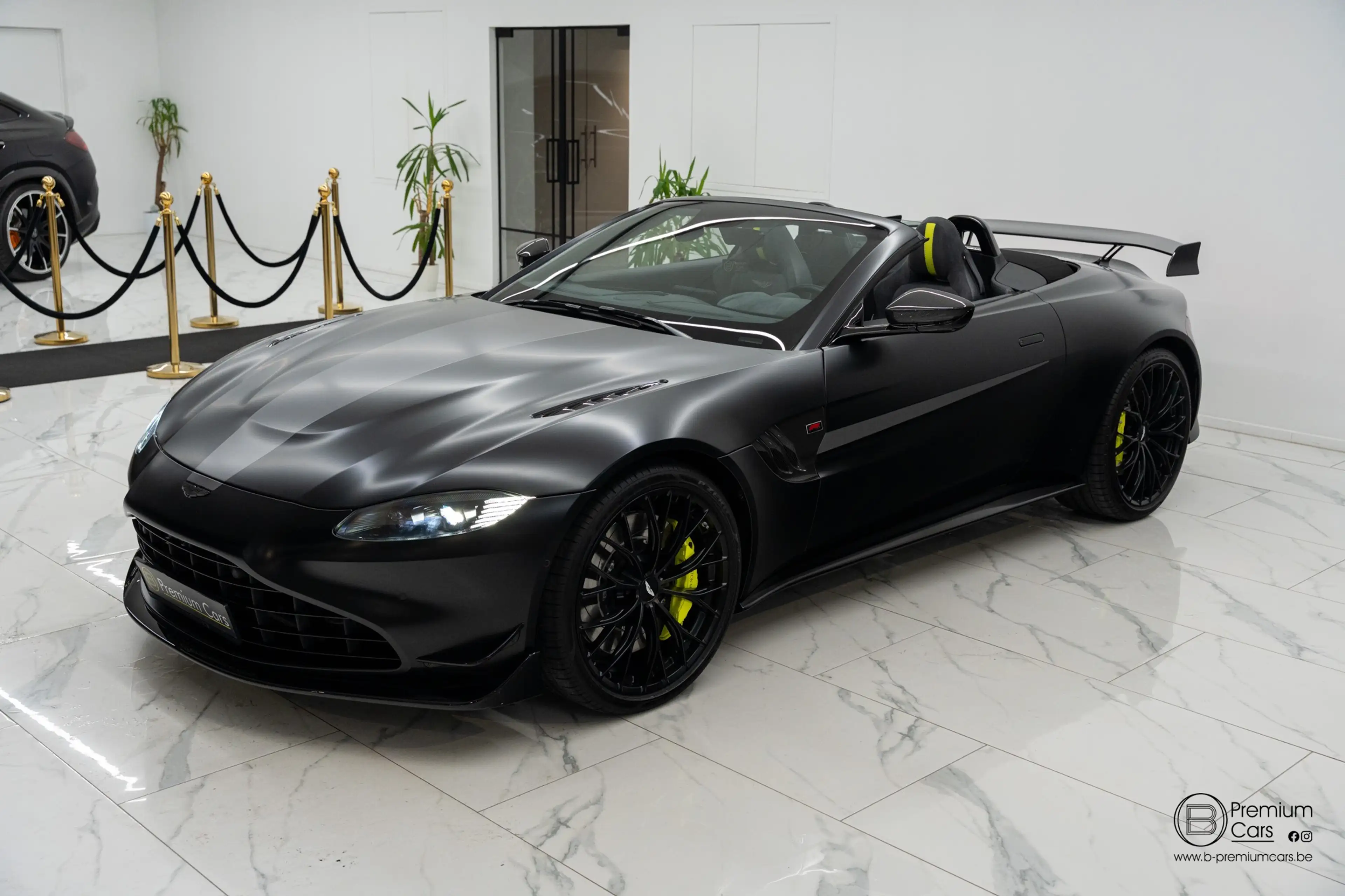 Aston Martin Vantage Roadster F1 Edition | Carbon | 360 Camera's | Full Options | — photo 7