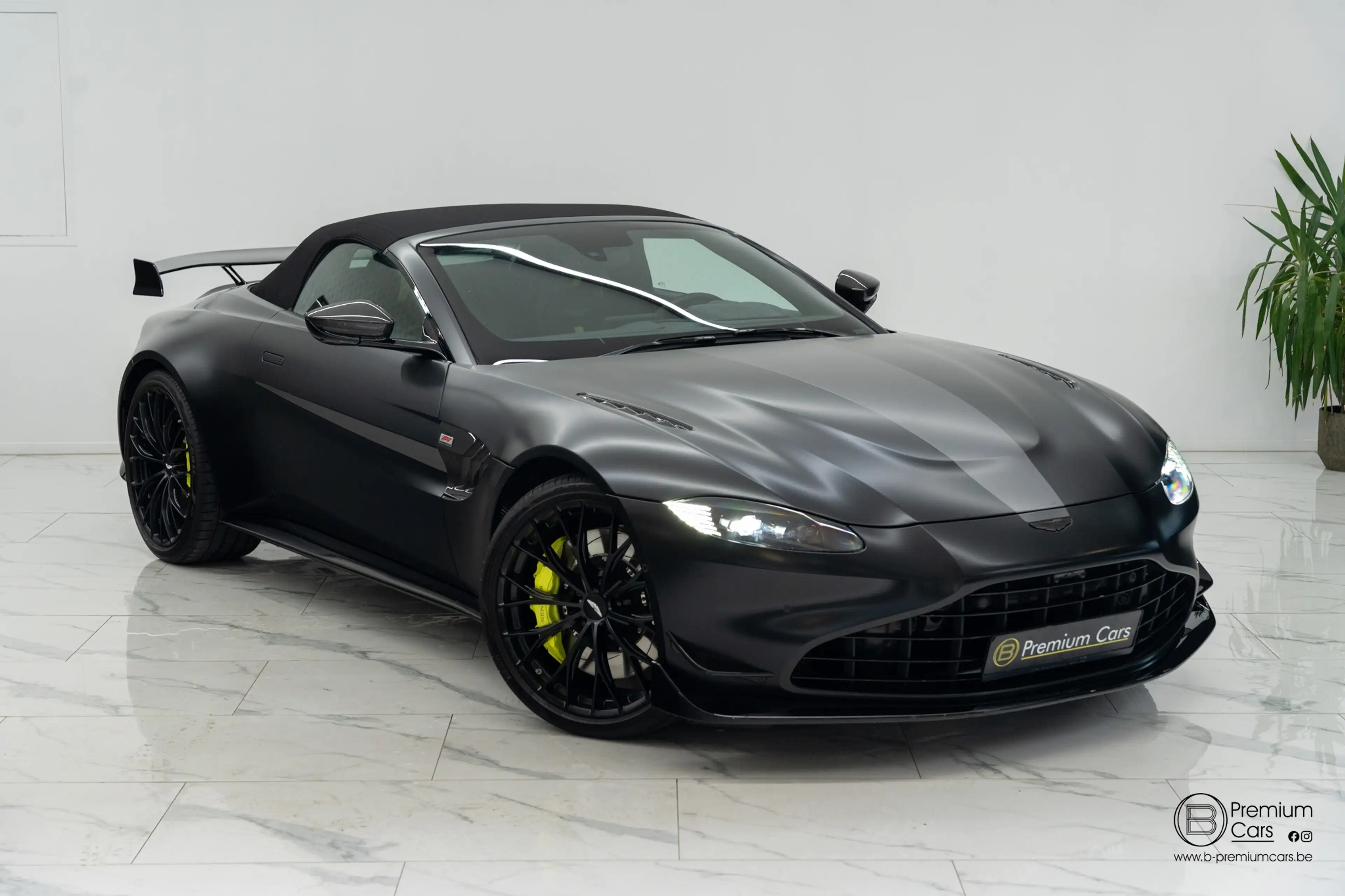 Aston Martin Vantage Roadster F1 Edition | Carbon | 360 Camera's | Full Options | — photo 13