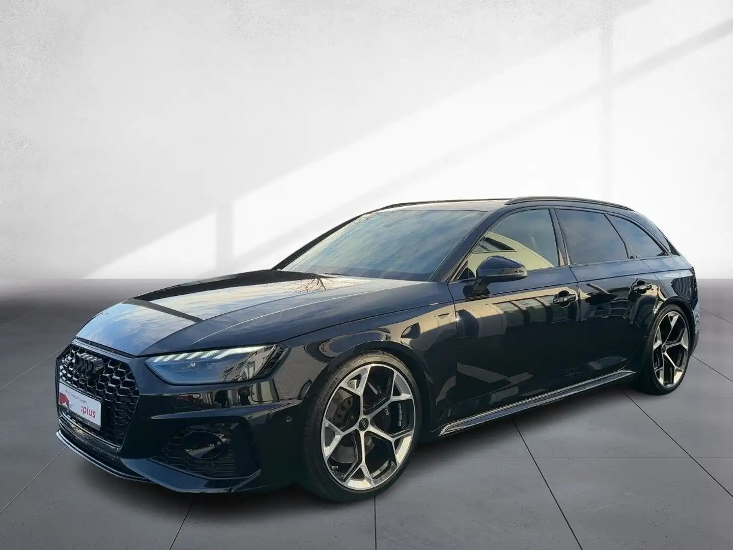 Audi RS4 2.9TFSI quattro Competition Plus AHZV Schwarz - 2