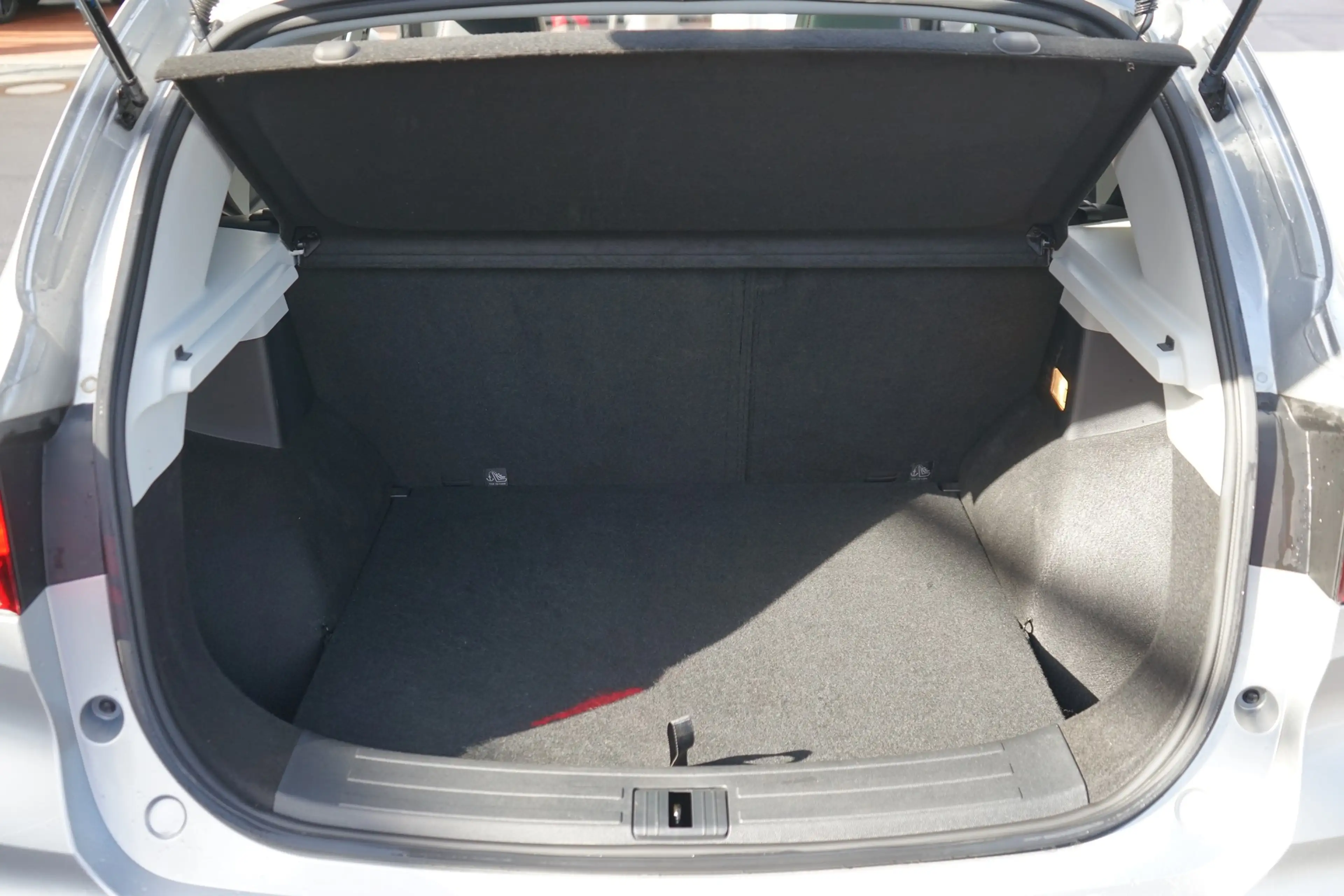 MG ZS 1.0 Luxury — photo 8