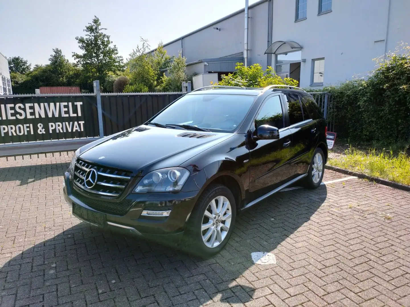 Mercedes-Benz ML 350 BlueTec 4Matic Eu6 Grand Edition 3,5T Noir - 1