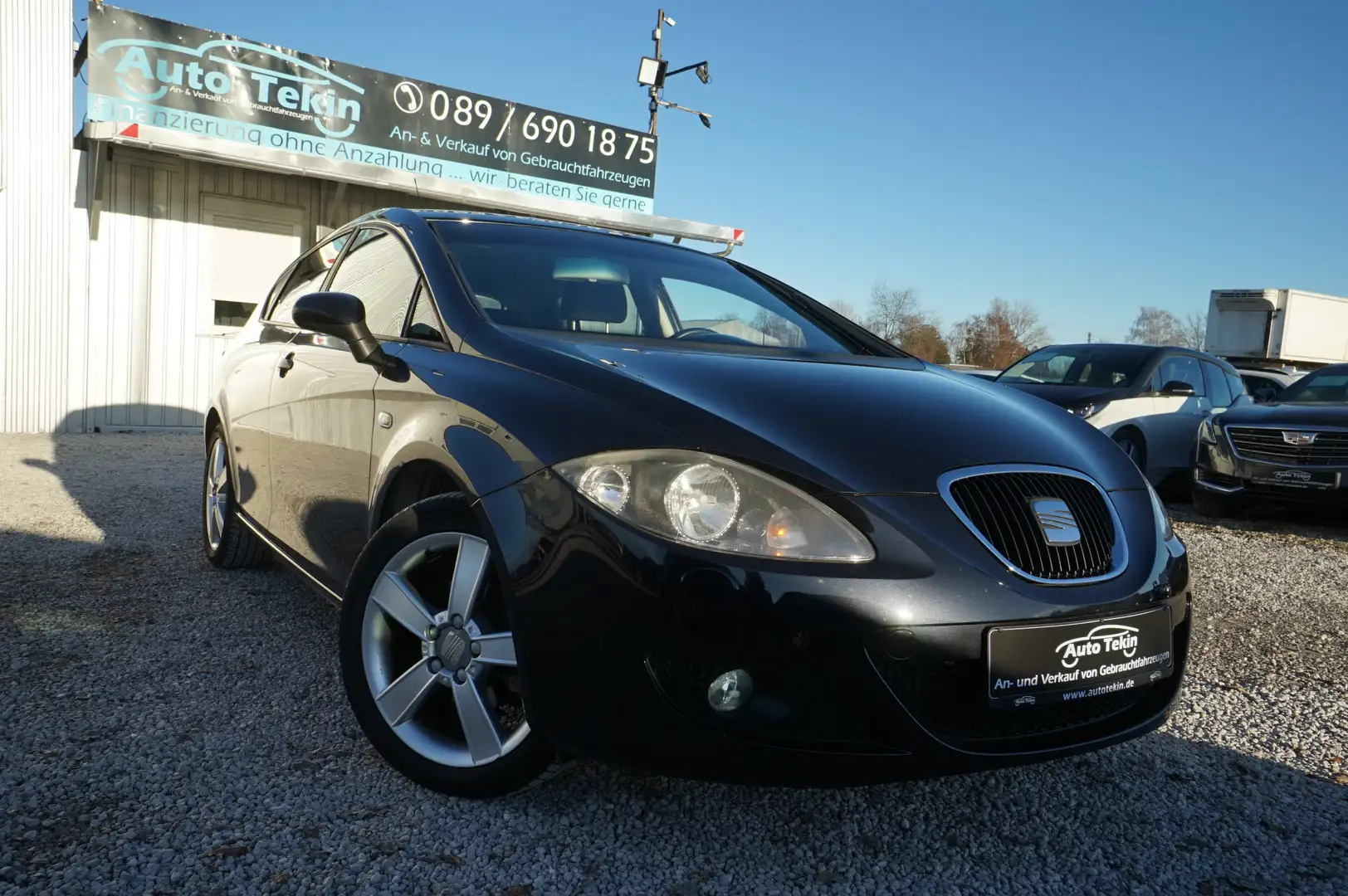 SEAT Leon 1.6 Stylance |aus 1.Hand| |Zahnriemen NEU| Schwarz - 1