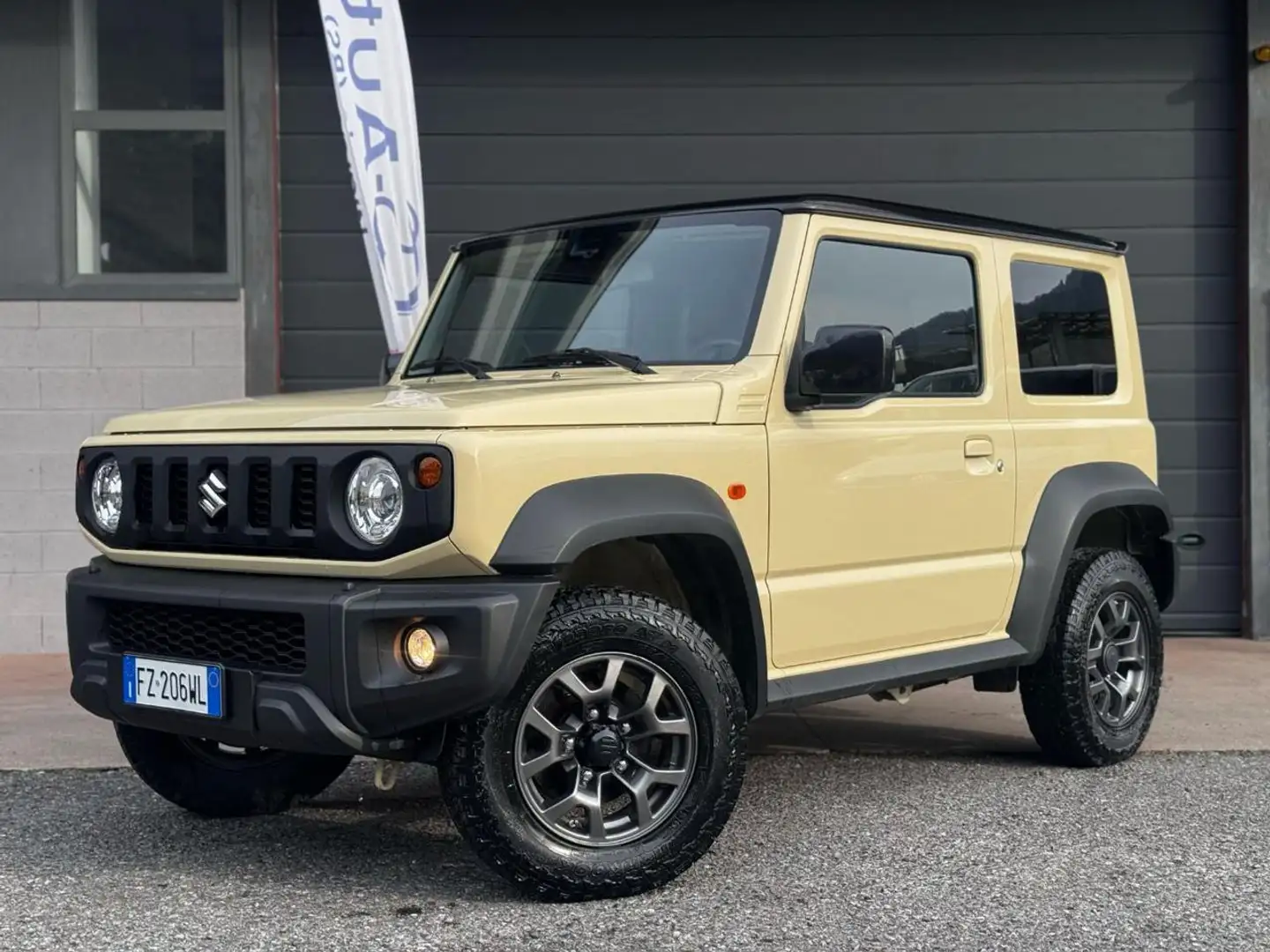 Suzuki Jimny 1.5 5MT Top ALLGRIP 4 Posti Beige - 1