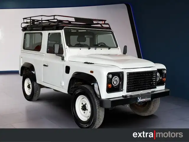 Land Rover Defender 90 2.2 TD4 N1