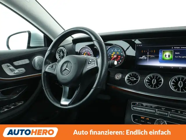 Mercedes-Benz E-Class view 13