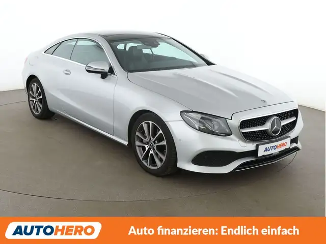 Mercedes-Benz E-Class view 8
