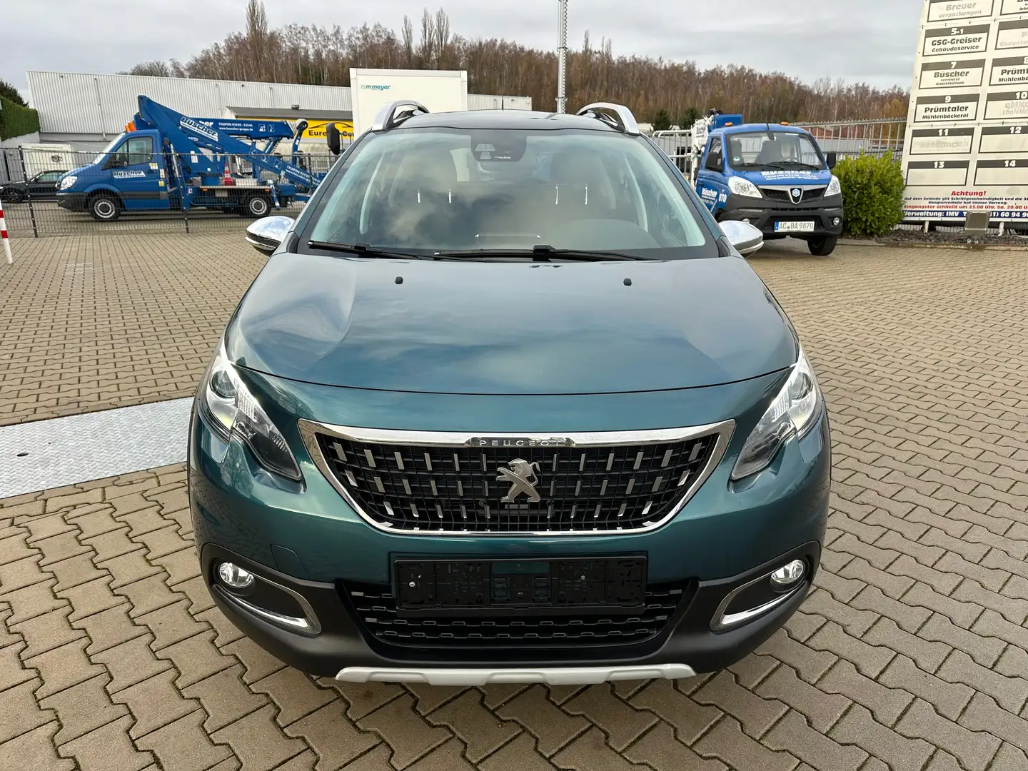 Peugeot 2008 Crossway Navi Leder Automatik Kamera Panorama Blau - 2