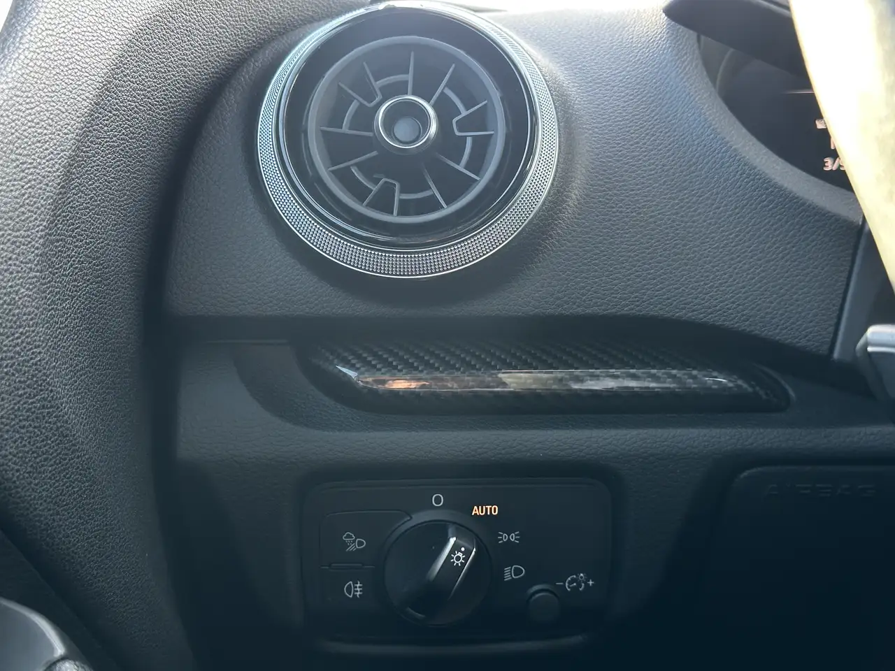 Audi RS3 снимка Audi RS3