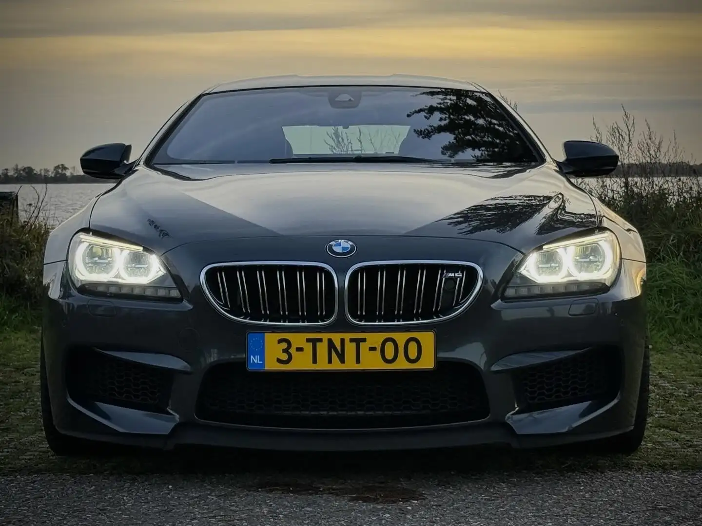 BMW M6 4.4 Gran Coupe CARBON/MASSAGE/B&O/SOFTCLOSE/360 Grijs - 2