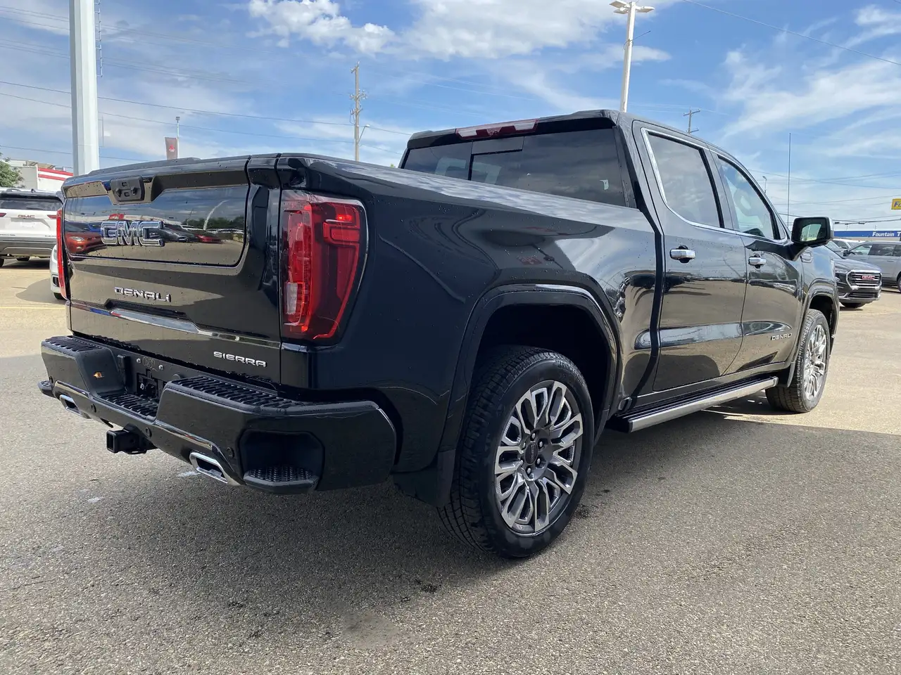 GMC Sierra 1500 снимка GMC Sierra 1500