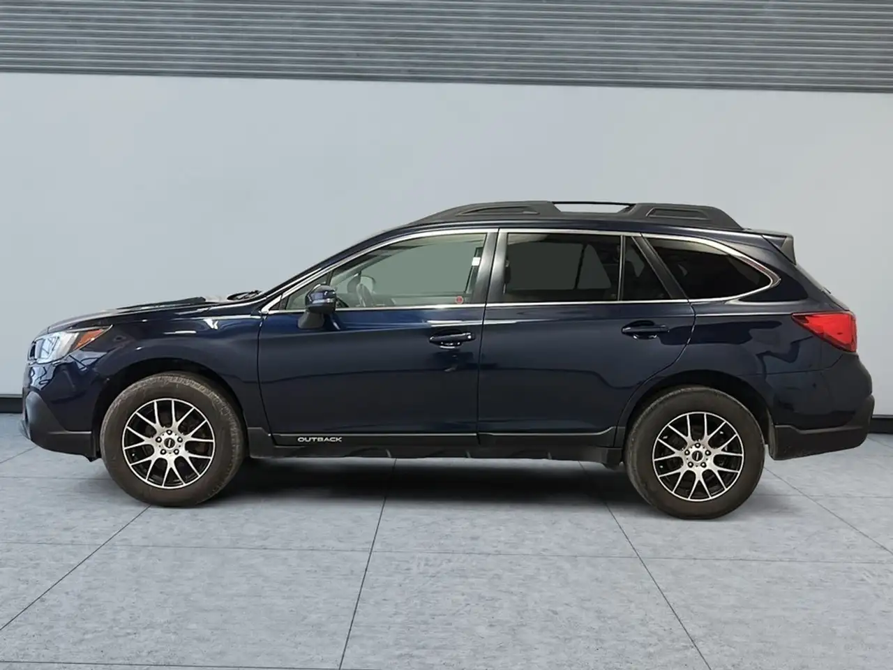 Subaru OUTBACK снимка Subaru OUTBACK