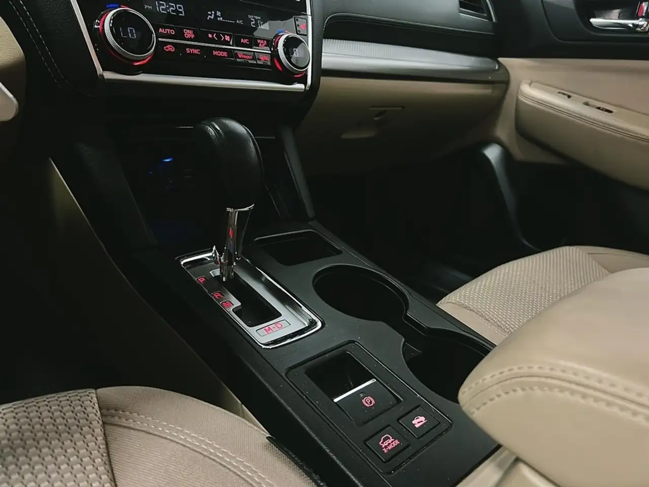 Subaru OUTBACK снимка Subaru OUTBACK