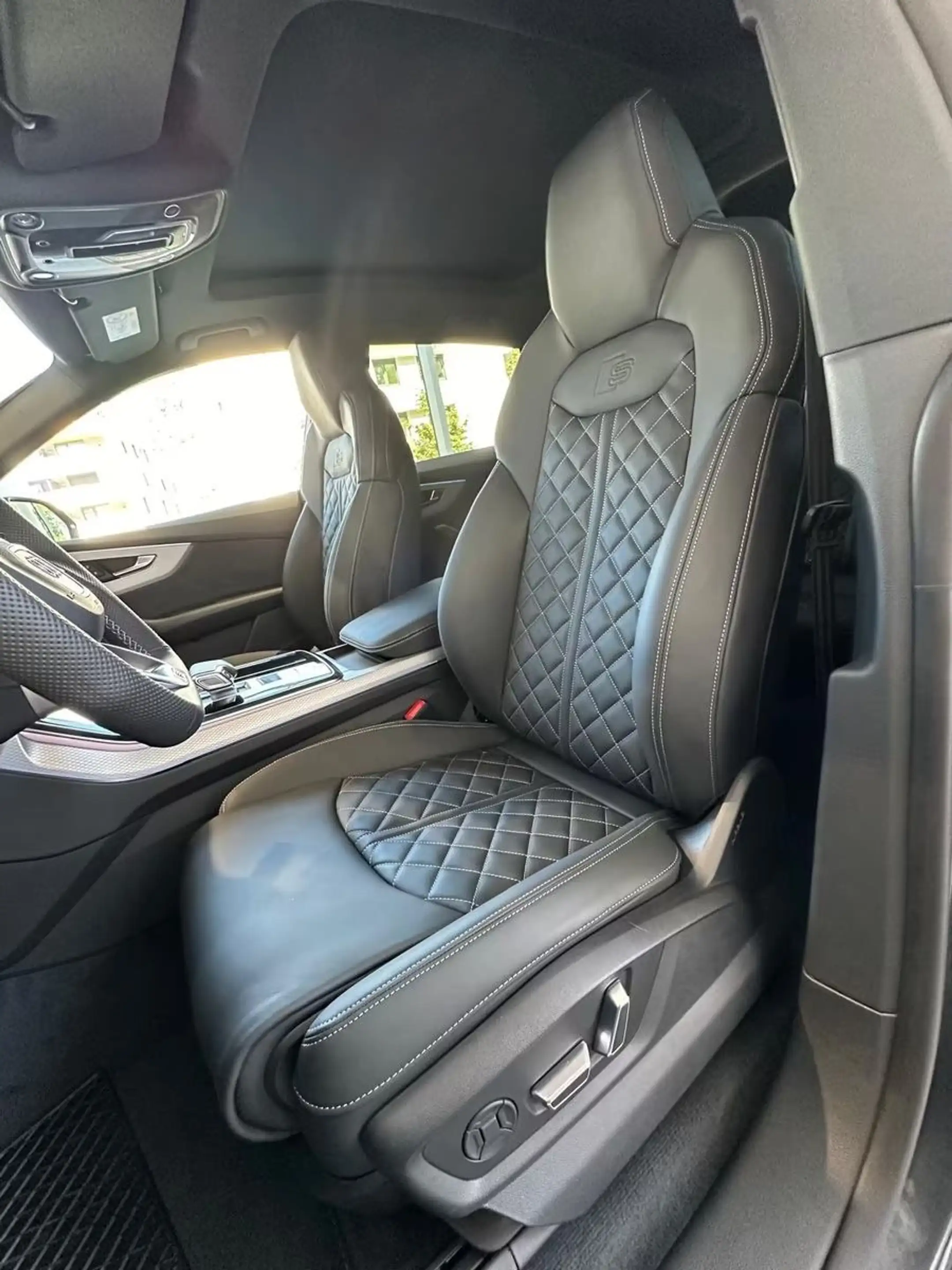 Audi Q8 50TDI Facelift /gr-sw/SLine/Pan/Sport/23 — photo 8