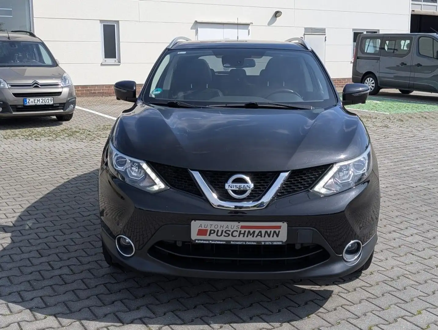 Nissan Qashqai 1.6 DIG-T TEKNA Schwarz - 2