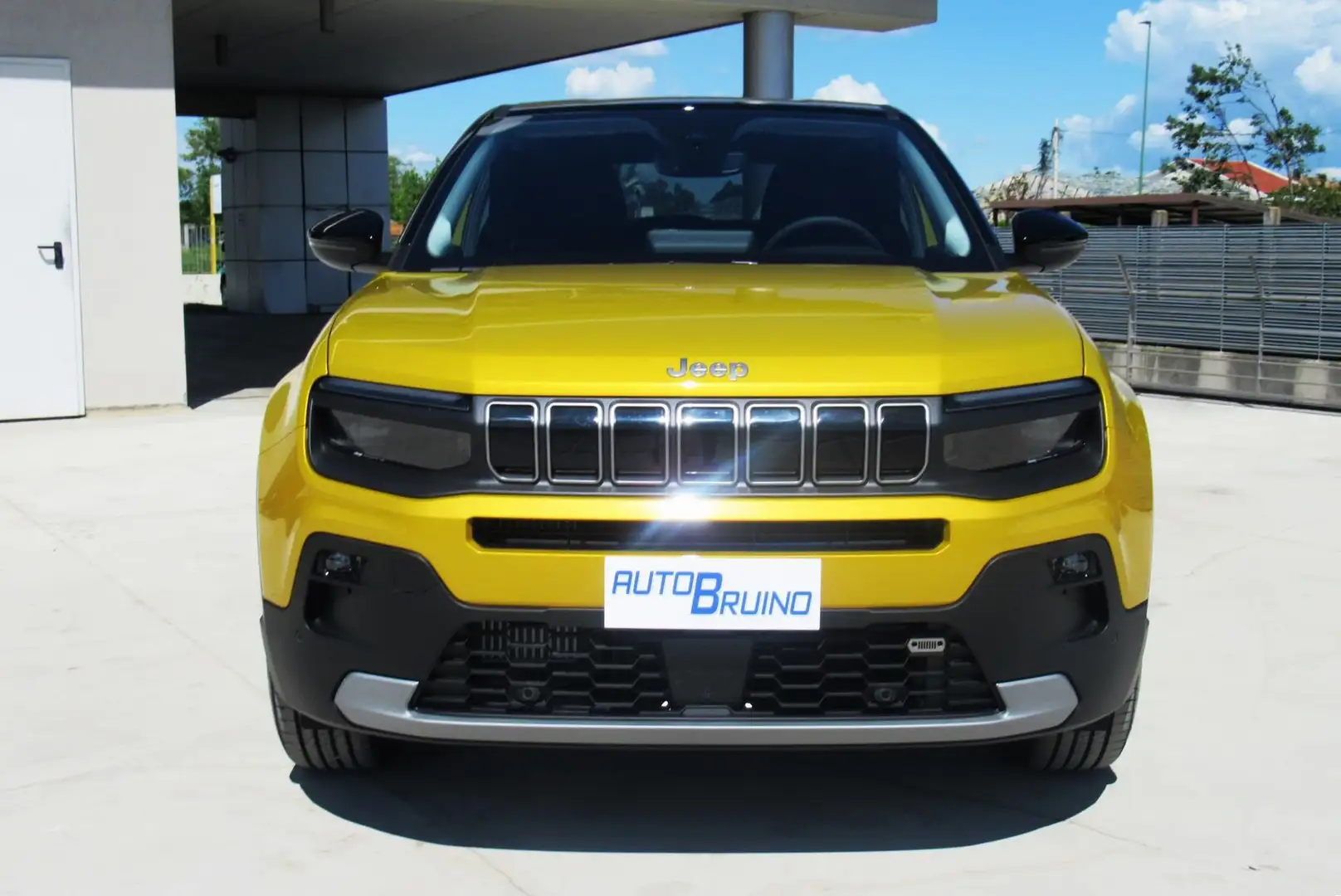 Jeep Avenger Avenger 1.2 Turbo 100 CV Summit con BONUS EASY GO' - 2