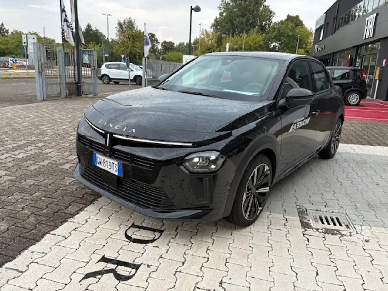 Lancia Ypsilon