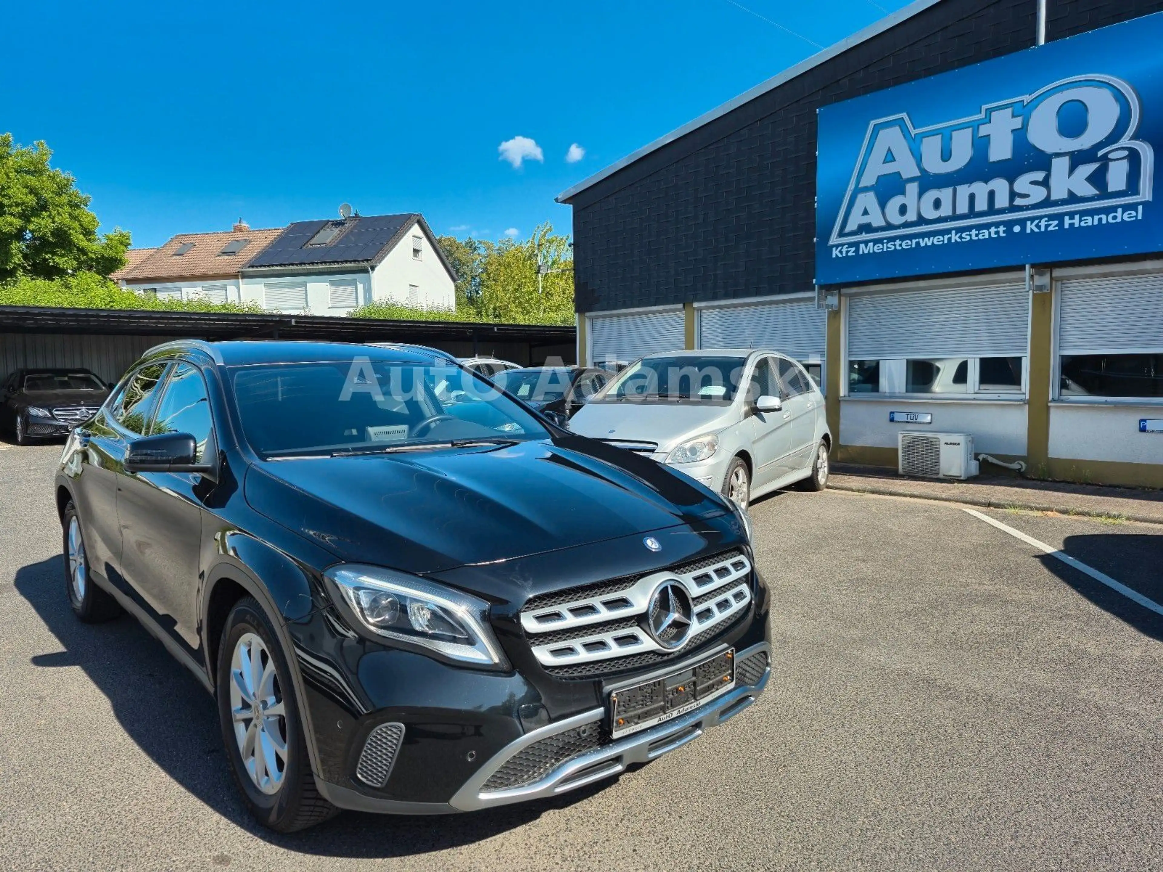 Mercedes-Benz GLA 250 Urban 7G-DCT Keyless LED IHC 29tkm — photo 2