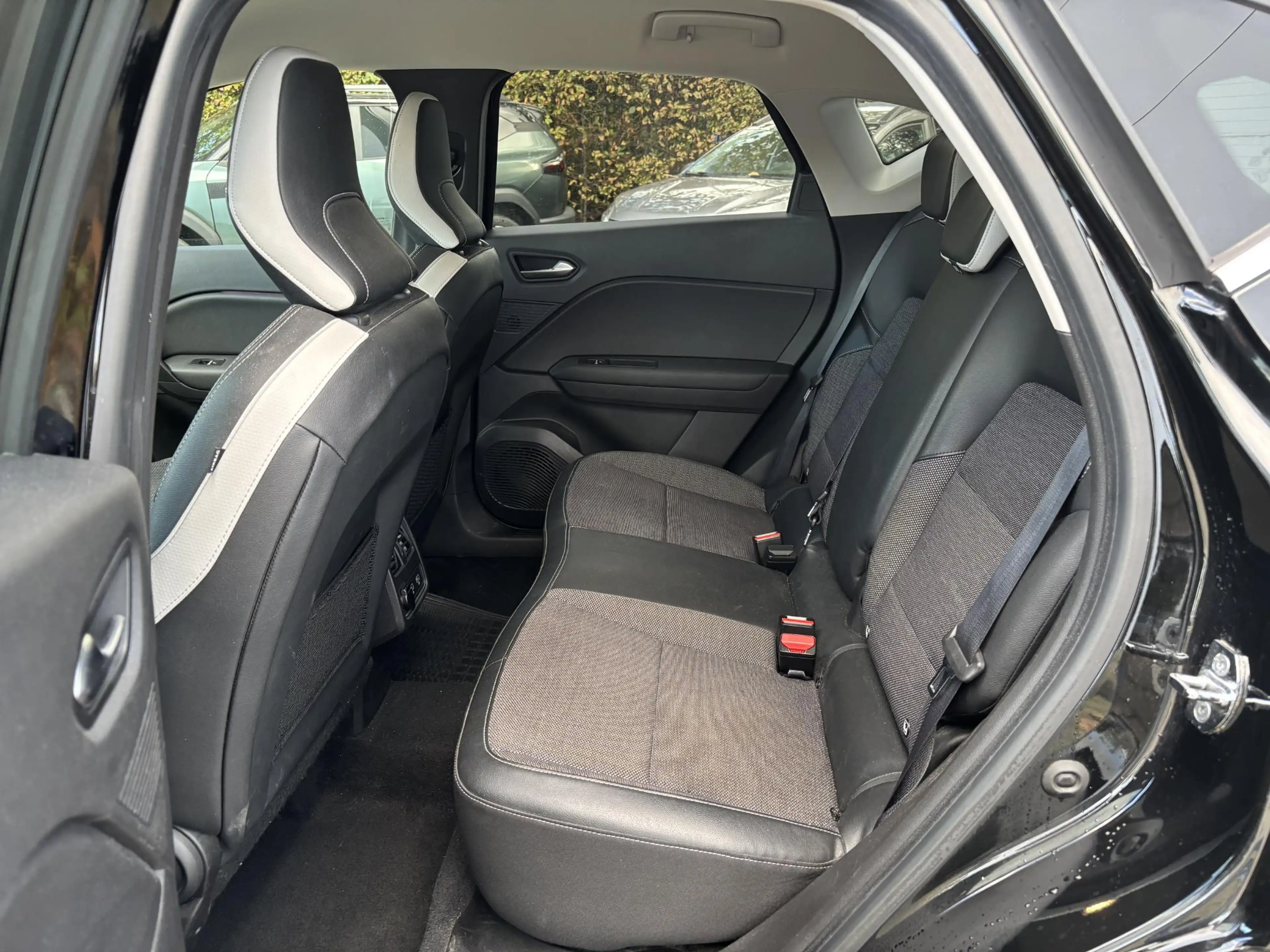 Renault Captur 1.3 TCe 130 Intens l — photo 8