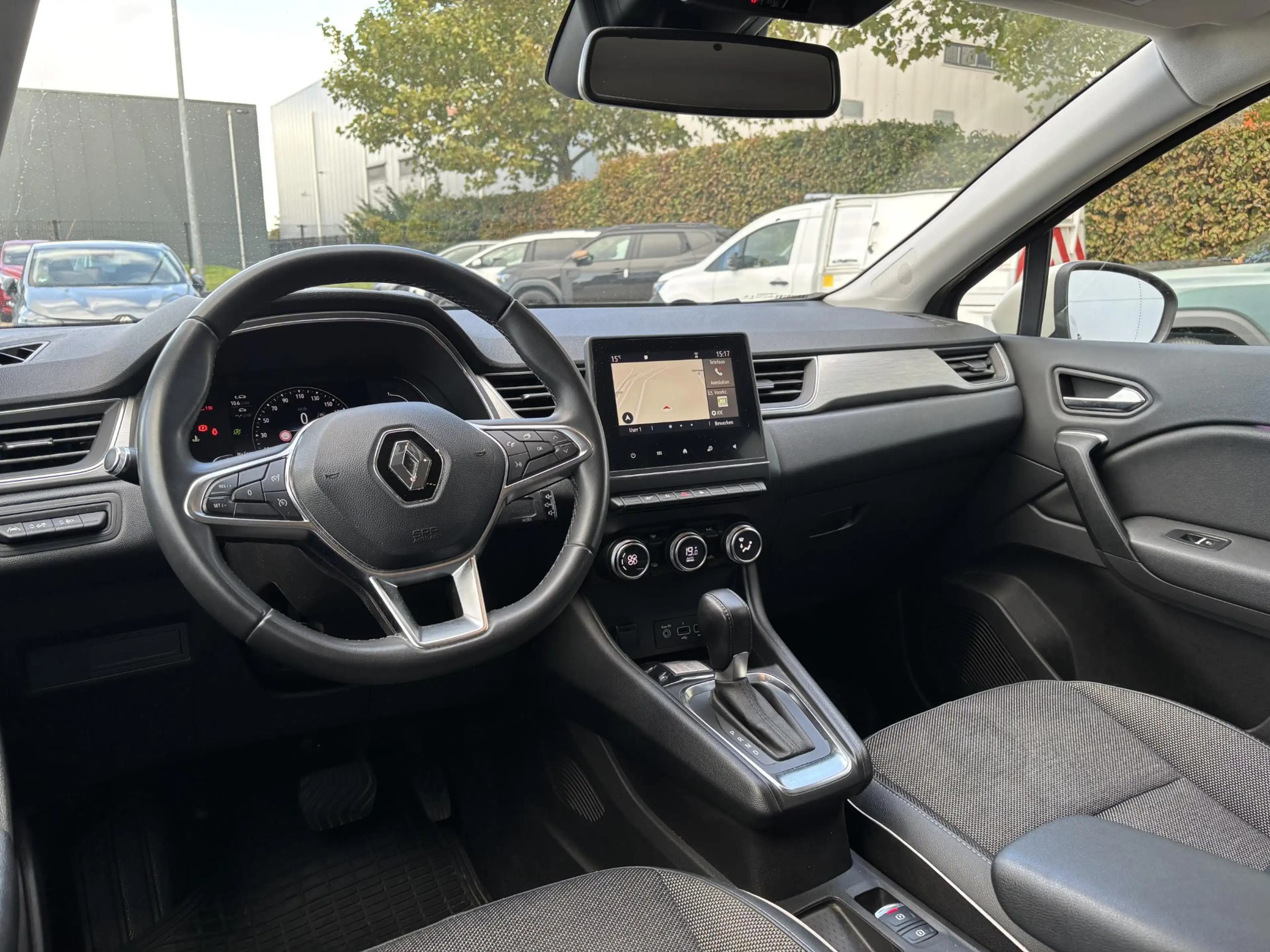 Renault Captur 1.3 TCe 130 Intens l — photo 22