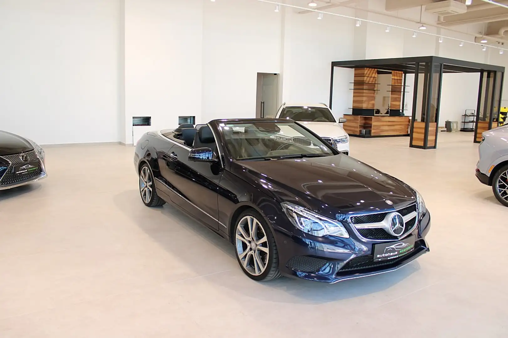 Mercedes-Benz E 400 Aut. Cabrio **Voll Ausstattung** Bleu - 1