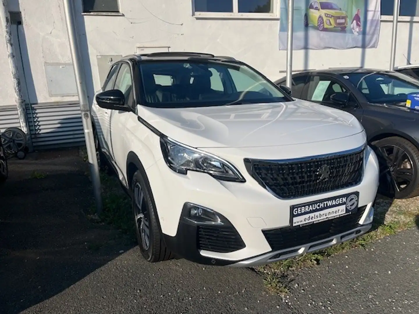 Peugeot 3008 1,2 PureTech 130 S&S Allure Weiß - 2