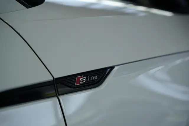Audi A5 view 9