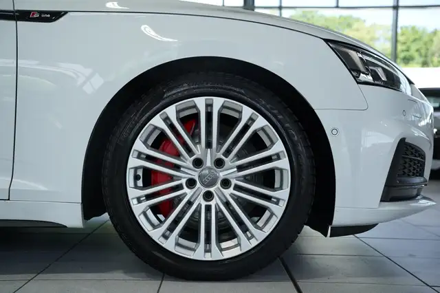 Audi A5 view 8