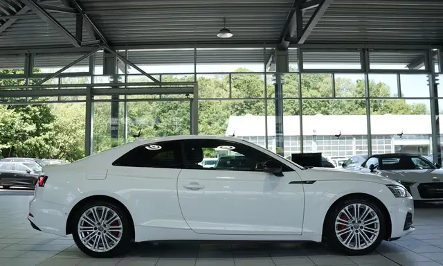 Audi A5 view 7